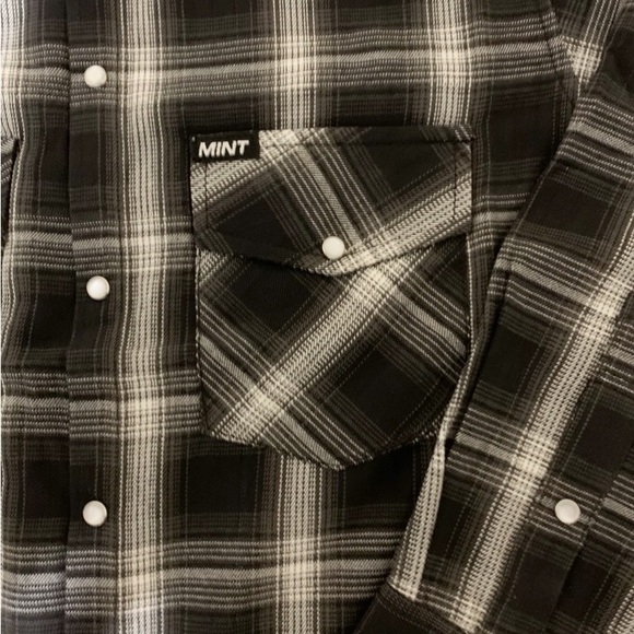 NWT Mint Speed Shop Flannel - Picture 2 of 3
